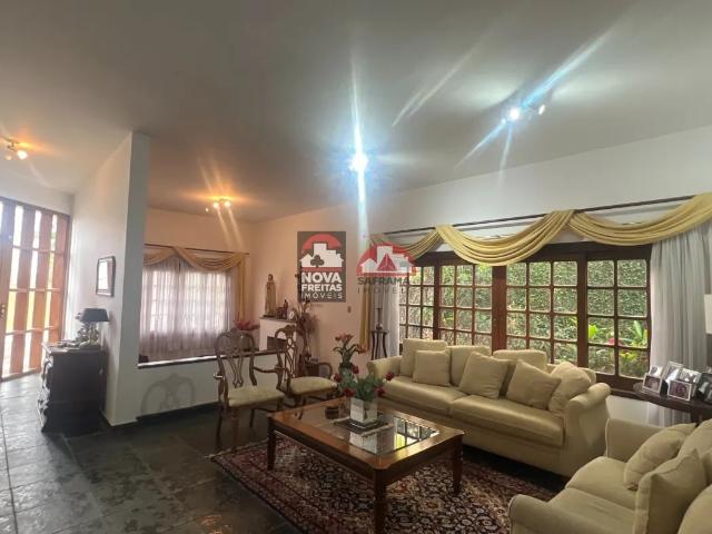 Casa / Sobrado para Venda em São José dos Campos/SP Jardim Aquárius 3 Quartos