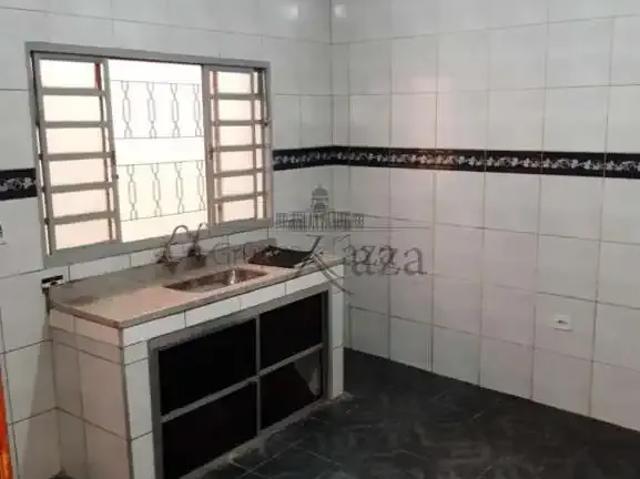 Casa / Sobrado para Venda em São José dos Campos/SP Jardim Cruzeiro do Sul 5 Quartos