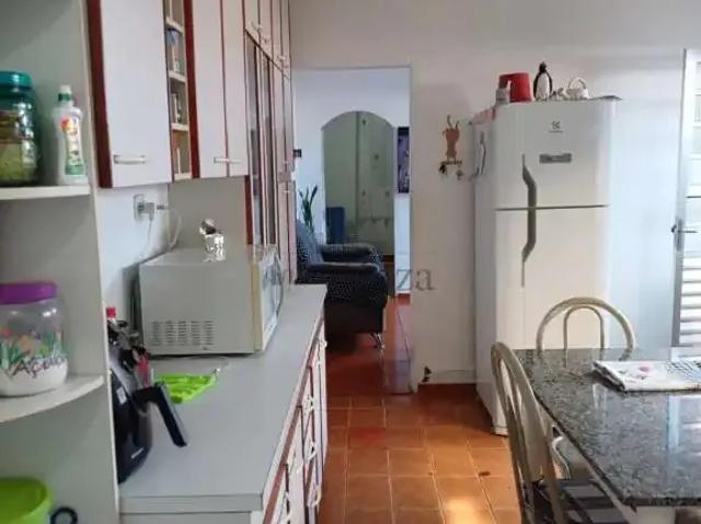 Casa / Sobrado para Venda em São José dos Campos/SP Jardim Cruzeiro do Sul 2 Quartos