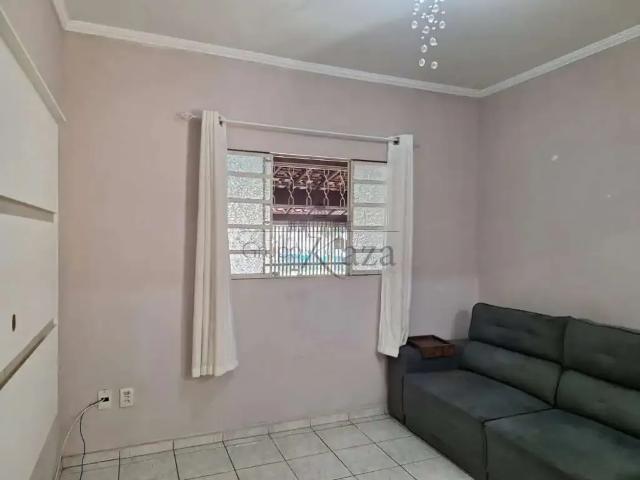Casa / Sobrado para Venda em São José dos Campos/SP Jardim das Cerejeiras 2 Quartos