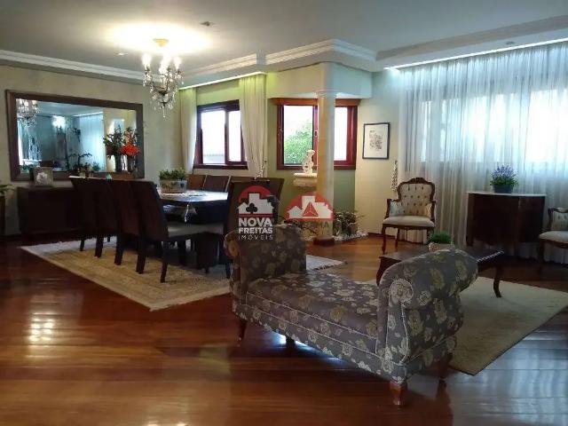 Casa / Sobrado para Venda em São José dos Campos/SP Jardim das Colinas 7 Quartos