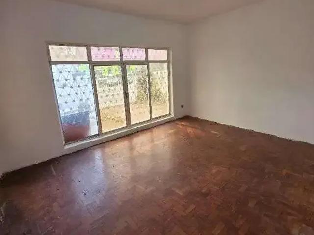 Casa / Sobrado para Venda em São José dos Campos/SP Jardim das Indústrias 3 Quartos