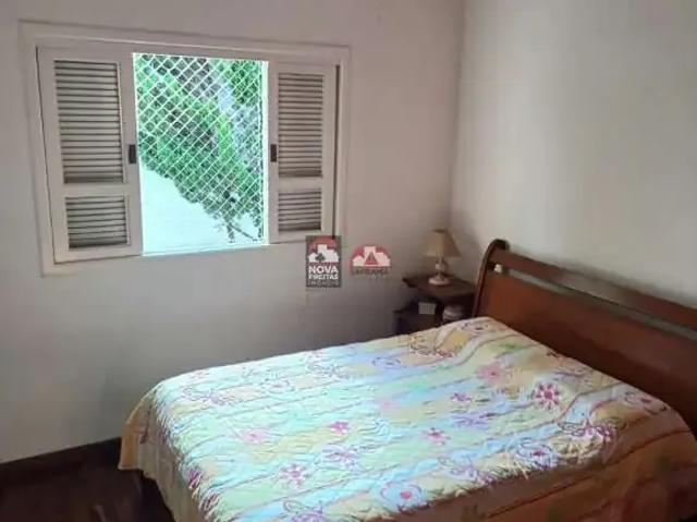Casa / Sobrado para Venda em São José dos Campos/SP Jardim das Indústrias 3 Quartos