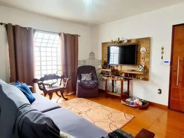 Casa / Sobrado para Venda em São José dos Campos/SP Jardim das Indústrias 3 Quartos