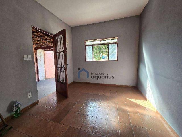 Casa / Sobrado para Venda em São José dos Campos/SP Jardim das Indústrias 3 Quartos