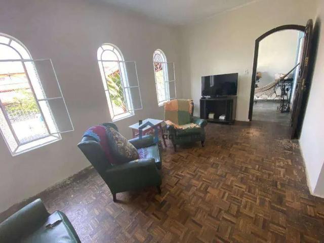 Casa / Sobrado para Venda em São José dos Campos/SP Jardim das Indústrias 3 Quartos