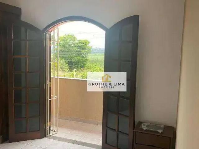 Casa / Sobrado para Venda em São José dos Campos/SP Jardim das Indústrias 3 Quartos