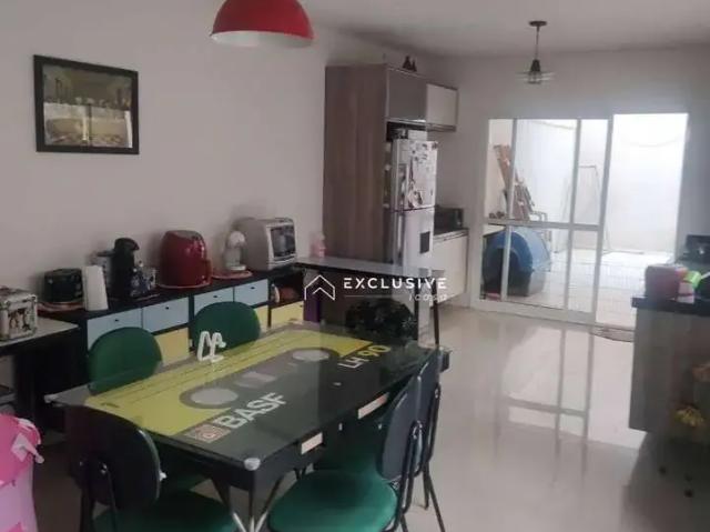 Casa / Sobrado para Venda em São José dos Campos/SP Jardim das Indústrias 3 Quartos