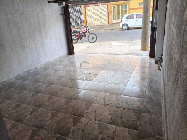 Casa / Sobrado para Venda em São José dos Campos/SP Jardim das Indústrias 3 Quartos