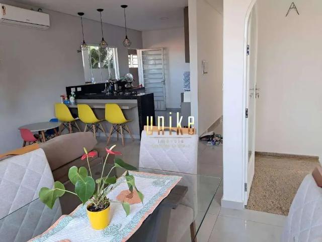 Casa / Sobrado para Venda em São José dos Campos/SP Jardim das Indústrias 3 Quartos