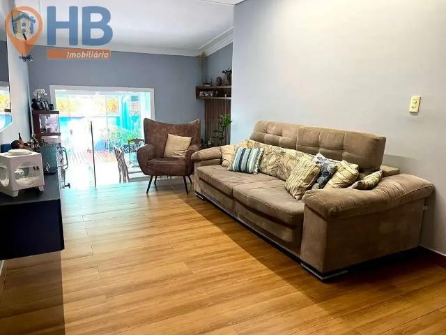 Casa / Sobrado para Venda em São José dos Campos/SP Jardim das Indústrias 3 Quartos