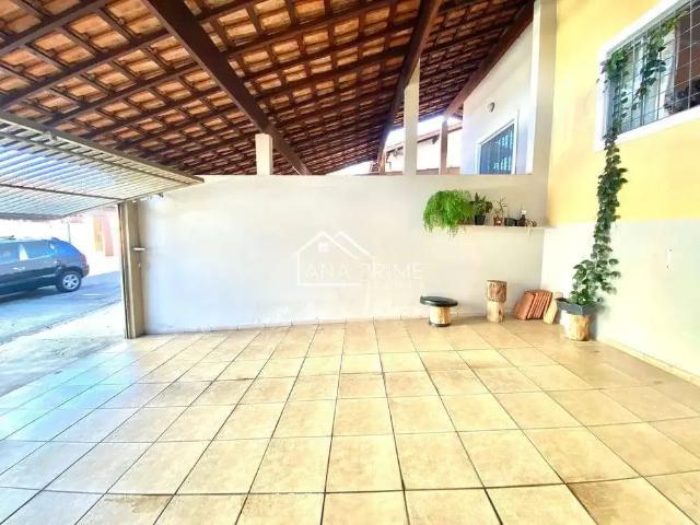 Casa / Sobrado para Venda em São José dos Campos/SP Jardim das Indústrias 3 Quartos