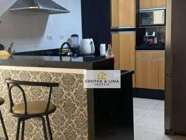 Casa / Sobrado para Venda em São José dos Campos/SP Jardim das Indústrias 3 Quartos