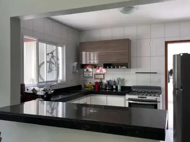 Casa / Sobrado para Venda em São José dos Campos/SP Jardim das Indústrias 3 Quartos