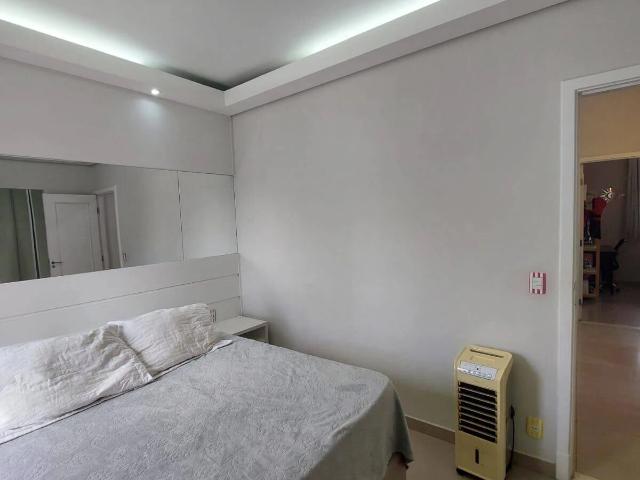 Casa / Sobrado para Venda em São José dos Campos/SP Jardim das Indústrias 3 Quartos
