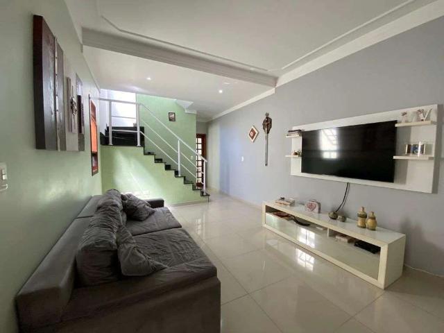 Casa / Sobrado para Venda em São José dos Campos/SP Jardim das Indústrias 3 Quartos