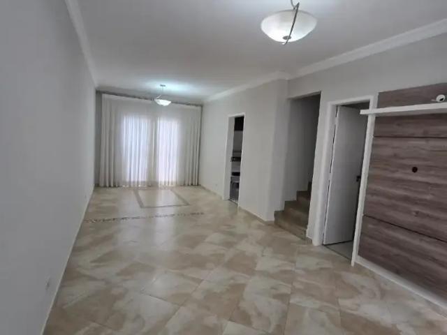 Casa / Sobrado para Venda em São José dos Campos/SP Jardim das Indústrias 3 Quartos