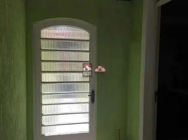 Casa / Sobrado para Venda em São José dos Campos/SP Jardim das Indústrias 3 Quartos