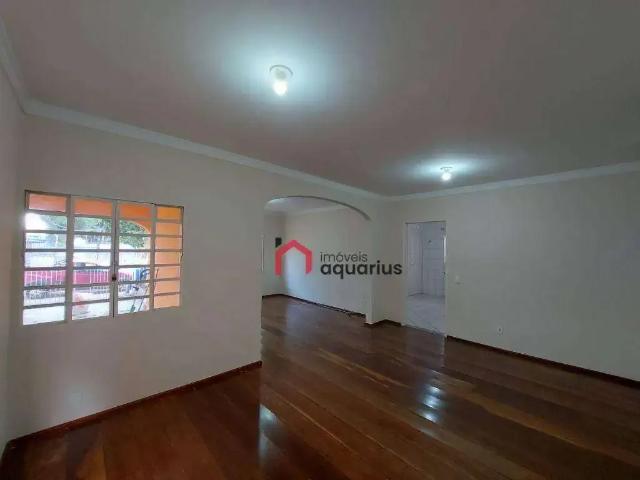 Casa / Sobrado para Venda em São José dos Campos/SP Jardim das Indústrias 3 Quartos