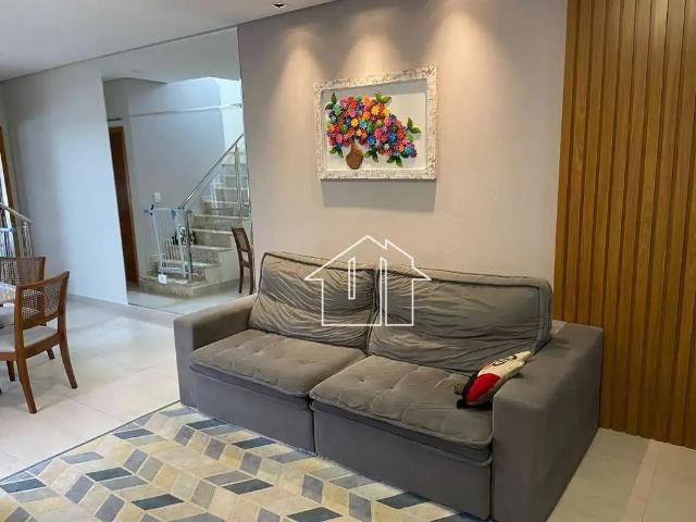 Casa / Sobrado para Venda em São José dos Campos/SP Jardim das Indústrias 3 Quartos