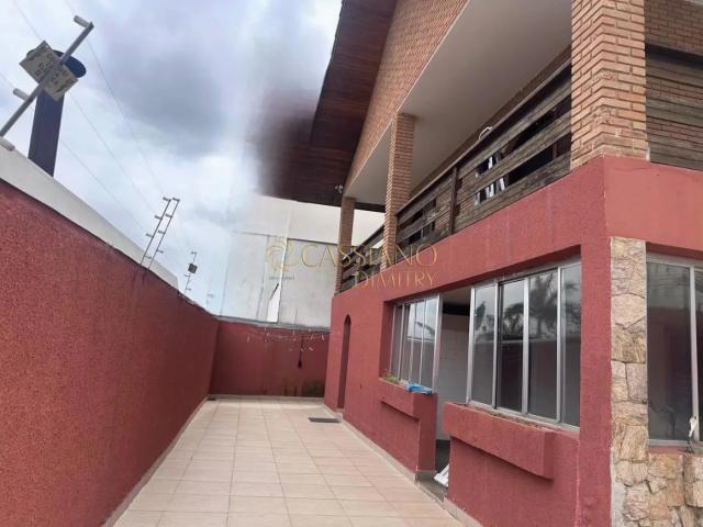 Casa / Sobrado para Venda em São José dos Campos/SP Jardim das Indústrias 3 Quartos