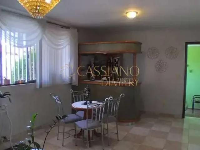 Casa / Sobrado para Venda em São José dos Campos/SP Jardim das Indústrias 3 Quartos