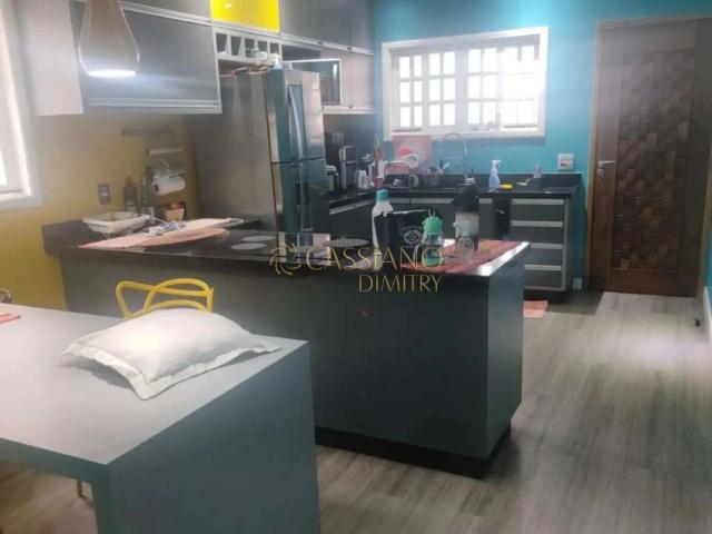 Casa / Sobrado para Venda em São José dos Campos/SP Jardim das Indústrias 3 Quartos