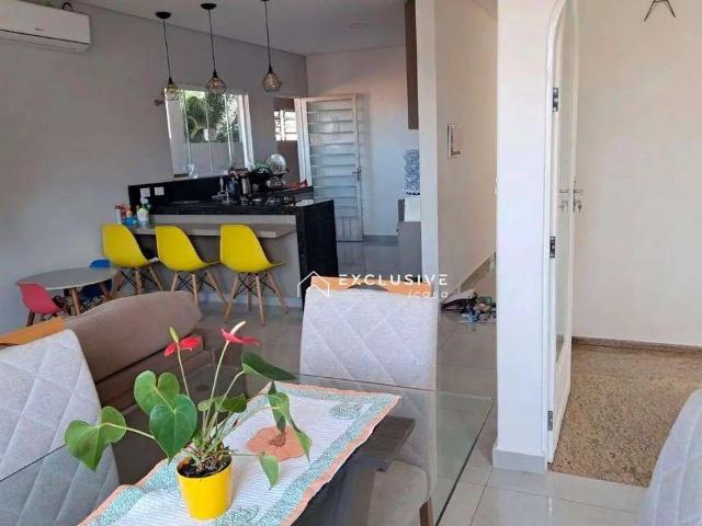 Casa / Sobrado para Venda em São José dos Campos/SP Jardim das Indústrias 3 Quartos