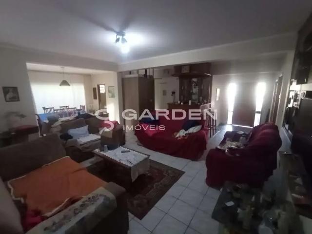 Casa / Sobrado para Venda em São José dos Campos/SP Jardim das Indústrias 3 Quartos