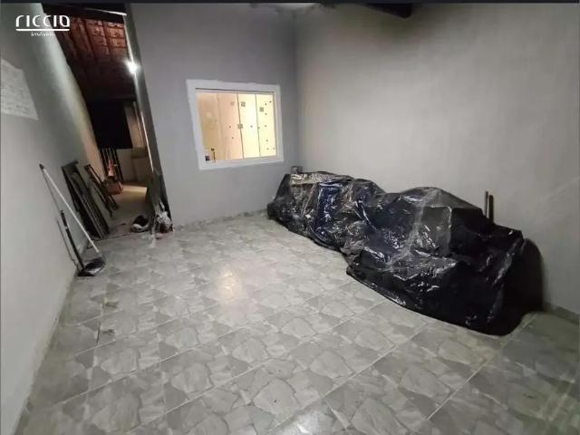 Casa / Sobrado para Venda em São José dos Campos/SP Jardim das Indústrias 3 Quartos