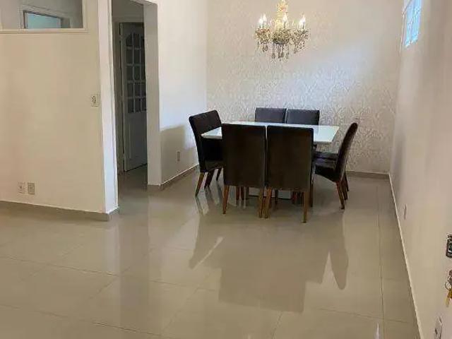 Casa / Sobrado para Venda em São José dos Campos/SP Jardim das Indústrias 3 Quartos