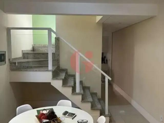 Casa / Sobrado para Venda em São José dos Campos/SP Jardim das Indústrias 3 Quartos