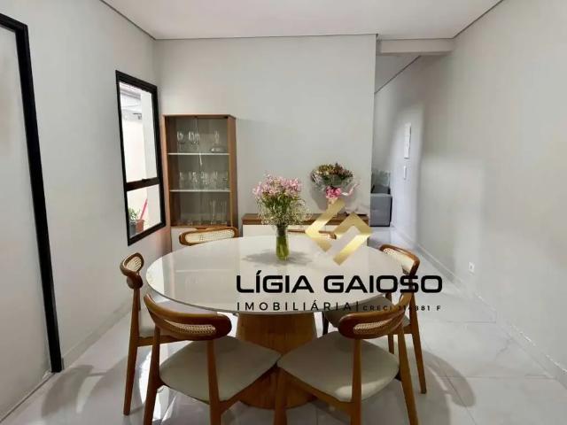 Casa / Sobrado para Venda em São José dos Campos/SP Jardim das Indústrias 3 Quartos