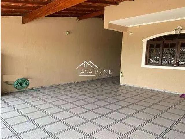 Casa / Sobrado para Venda em São José dos Campos/SP Jardim das Indústrias 3 Quartos