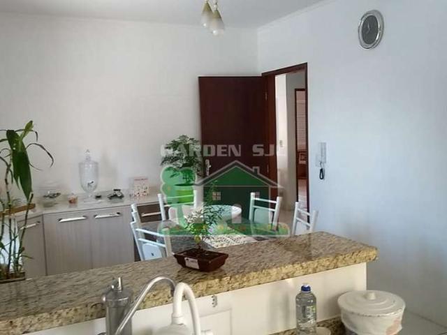 Casa / Sobrado para Venda em São José dos Campos/SP Jardim das Indústrias 3 Quartos