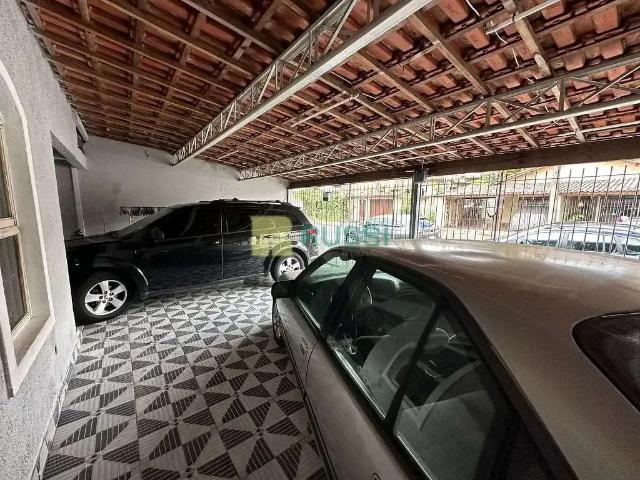 Casa / Sobrado para Venda em São José dos Campos/SP Jardim das Indústrias 3 Quartos