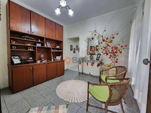 Casa / Sobrado para Venda em São José dos Campos/SP Jardim das Indústrias 3 Quartos