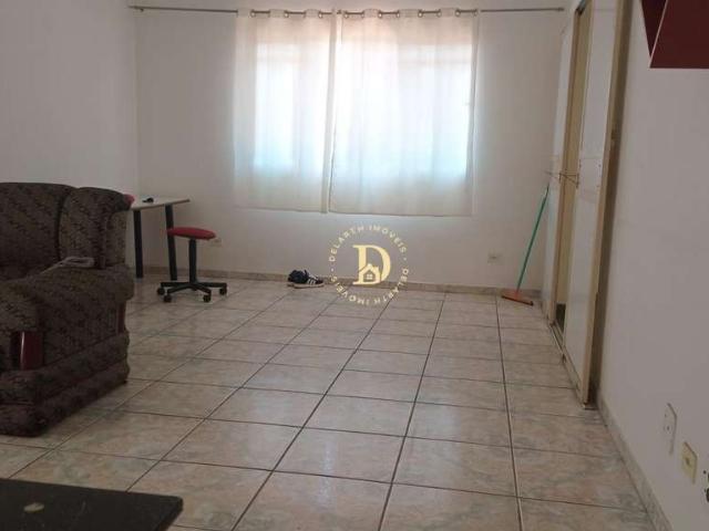 Casa / Sobrado para Venda em São José dos Campos/SP Jardim das Indústrias 3 Quartos