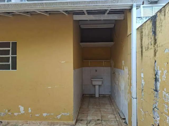 Casa / Sobrado para Venda em São José dos Campos/SP Jardim das Indústrias 3 Quartos