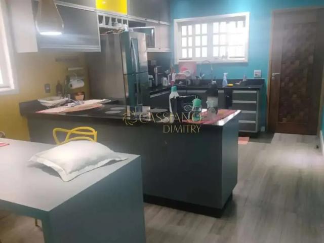 Casa / Sobrado para Venda em São José dos Campos/SP Jardim das Indústrias 3 Quartos