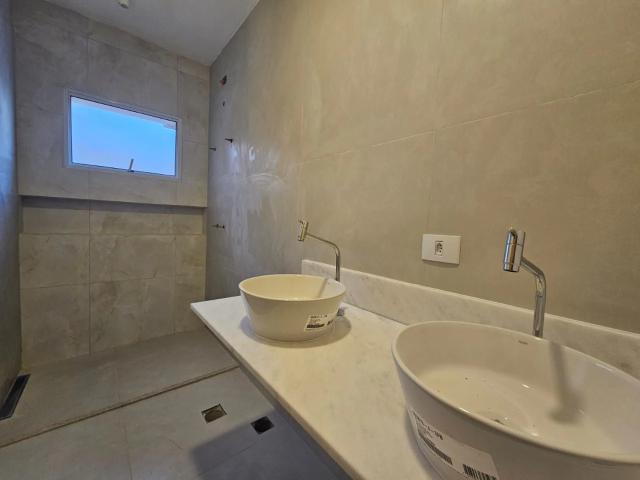 Casa / Sobrado para Venda em São José dos Campos/SP Jardim das Indústrias 3 Quartos