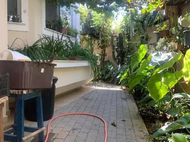 Casa / Sobrado para Venda em São José dos Campos/SP Jardim das Indústrias 3 Quartos