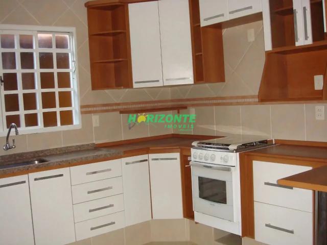 Casa / Sobrado para Venda em São José dos Campos/SP Jardim das Indústrias 3 Quartos