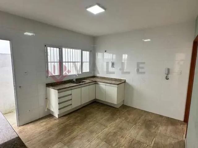 Casa / Sobrado para Venda em São José dos Campos/SP Jardim das Indústrias 3 Quartos