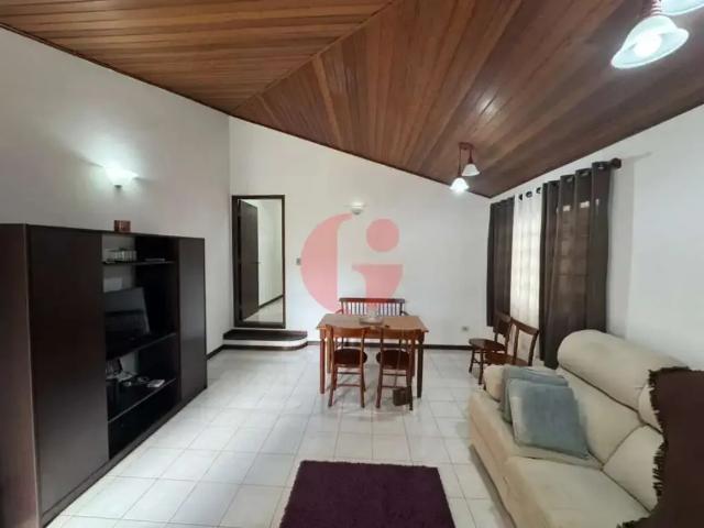 Casa / Sobrado para Venda em São José dos Campos/SP Jardim das Indústrias 3 Quartos