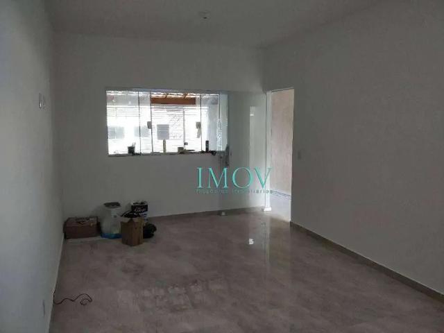 Casa / Sobrado para Venda em São José dos Campos/SP Jardim das Indústrias 4 Quartos
