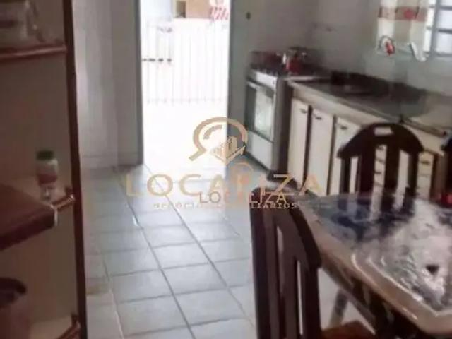 Casa / Sobrado para Venda em São José dos Campos/SP Jardim das Indústrias 4 Quartos