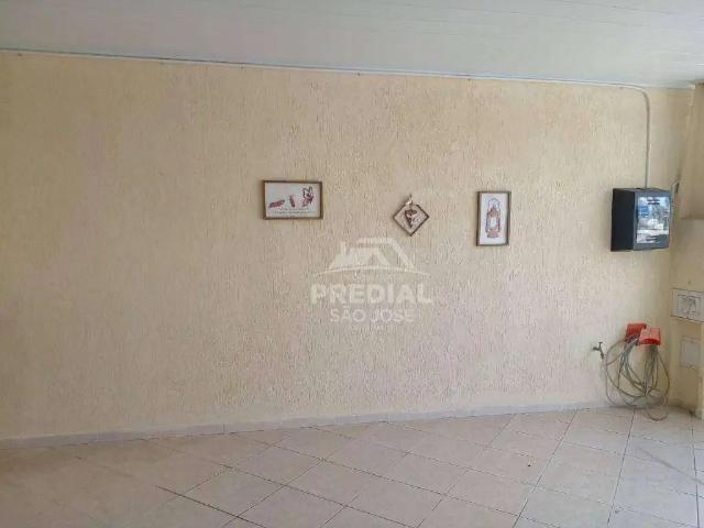 Casa / Sobrado para Venda em São José dos Campos/SP Jardim das Indústrias 4 Quartos