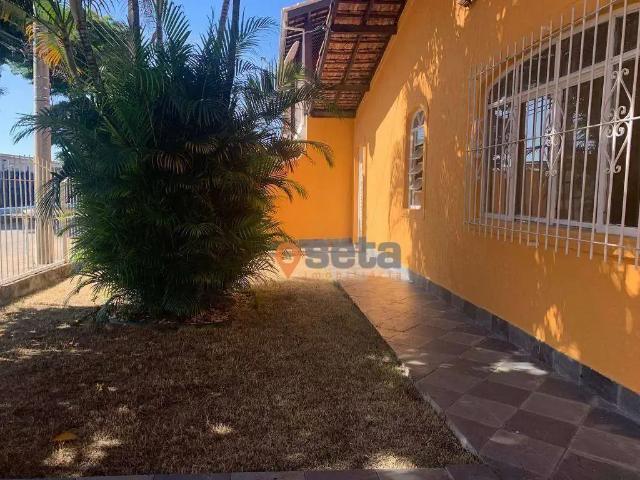 Casa / Sobrado para Venda em São José dos Campos/SP Jardim das Indústrias 4 Quartos