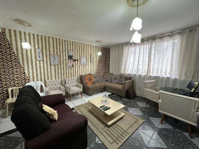 Casa / Sobrado para Venda em São José dos Campos/SP Jardim das Indústrias 4 Quartos